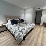 Bright Spacious Luxury Apartamento