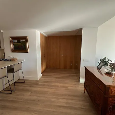 Bright Spacious Luxury Lejlighed *
