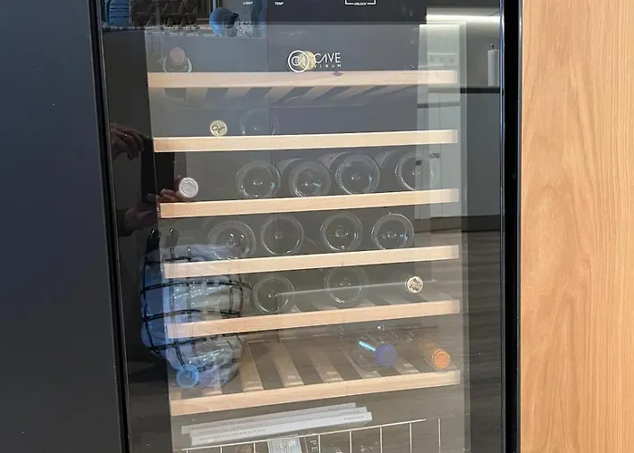 Bright Spacious Luxury